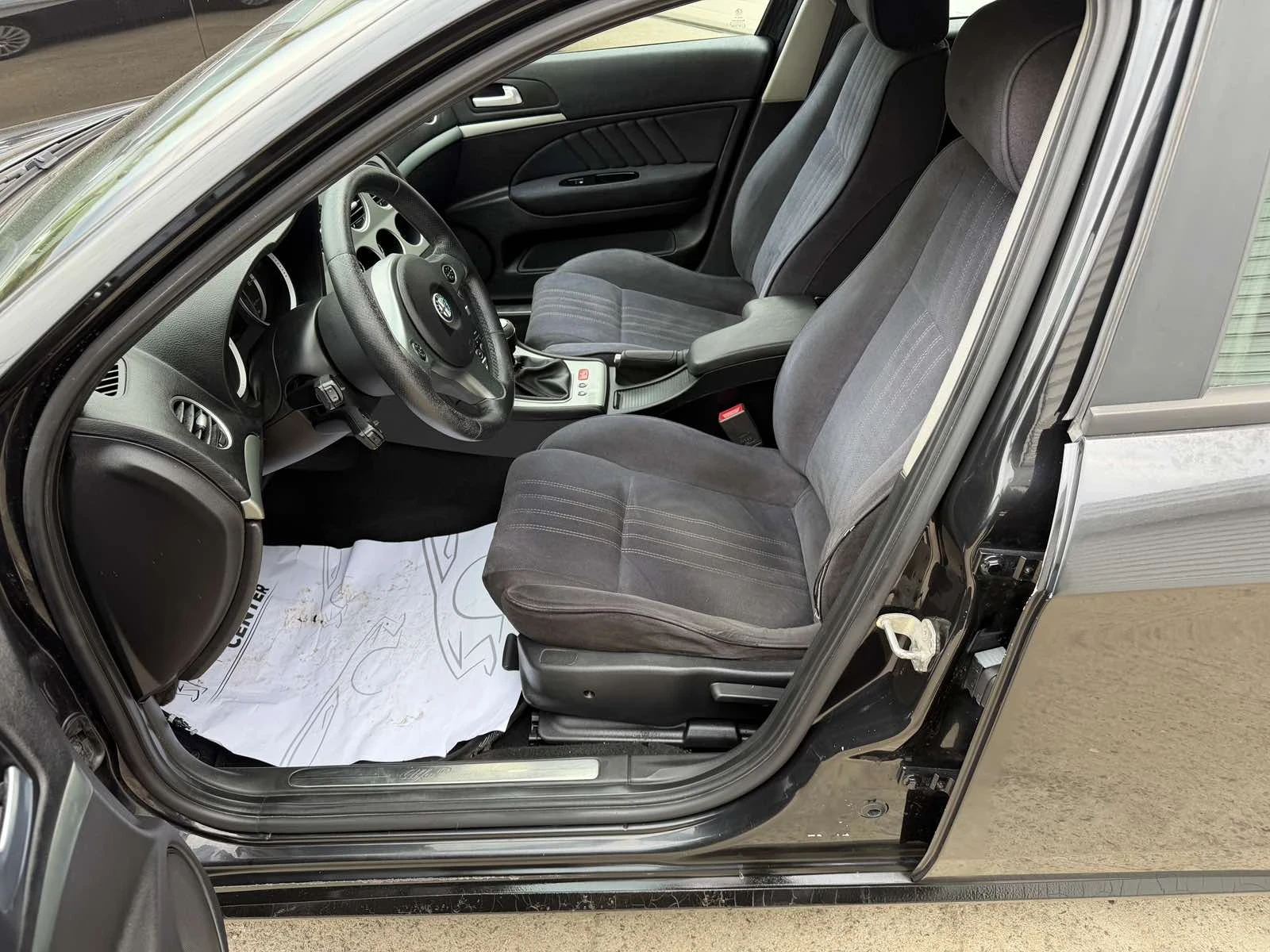 Alfa Romeo 159 sportwagon 1, 9 16V 150, снимка 9 - Автомобили и джипове - 54673337