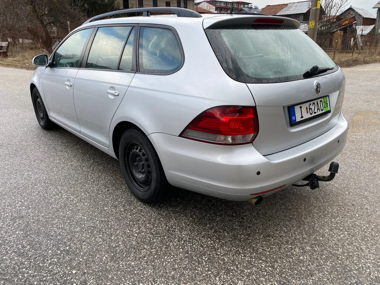 VW Golf 1.6tdi 105кс., снимка 5 - Автомобили и джипове - 54754635
