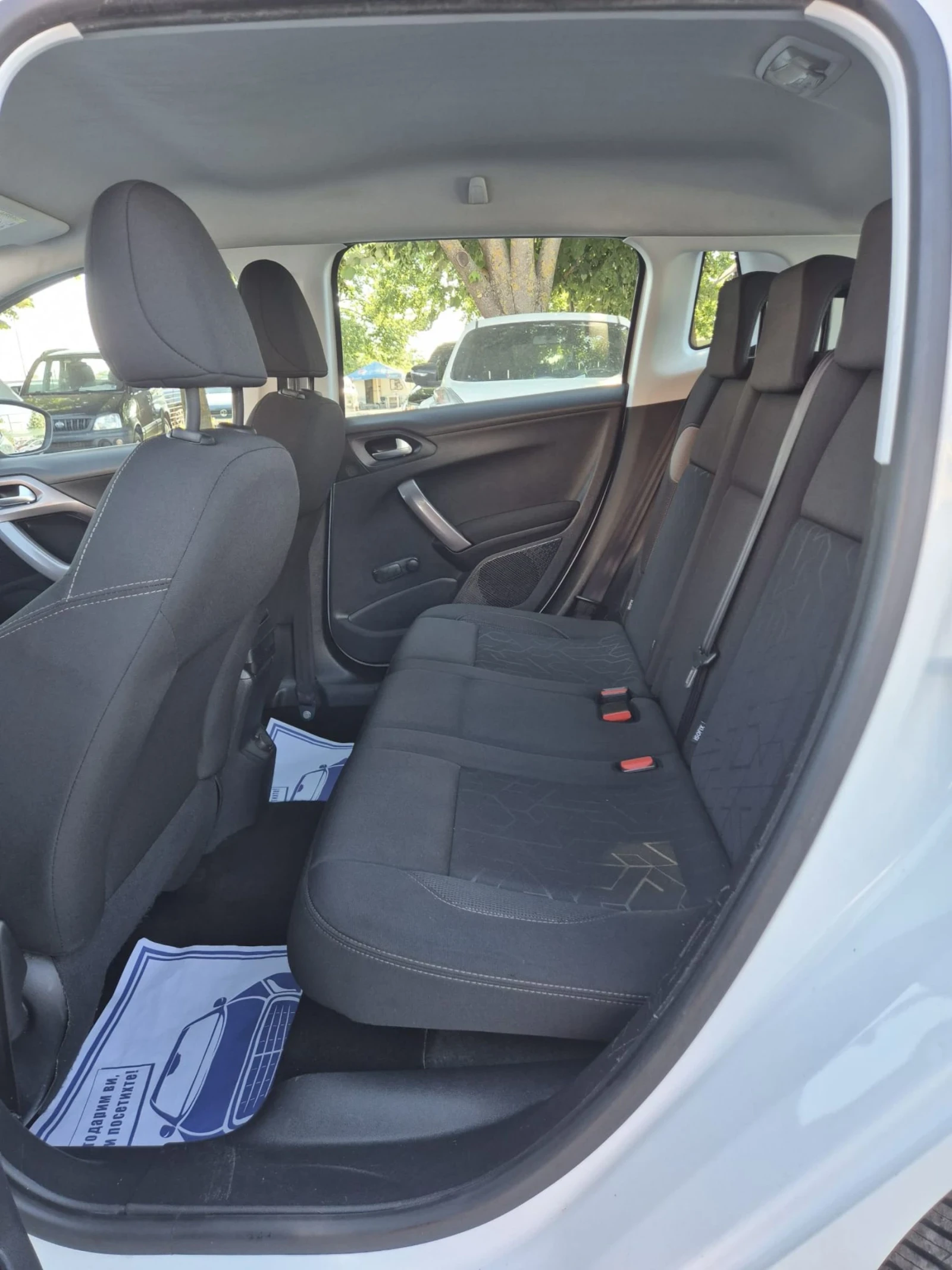 Peugeot 2008 1.6hdi+ Avtomat, снимка 9 - Автомобили и джипове - 54995133