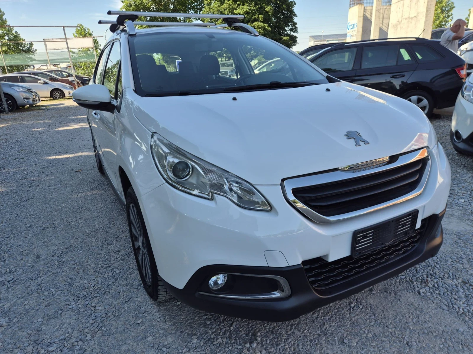Peugeot 2008 1.6hdi+ Avtomat, снимка 2 - Автомобили и джипове - 54995133