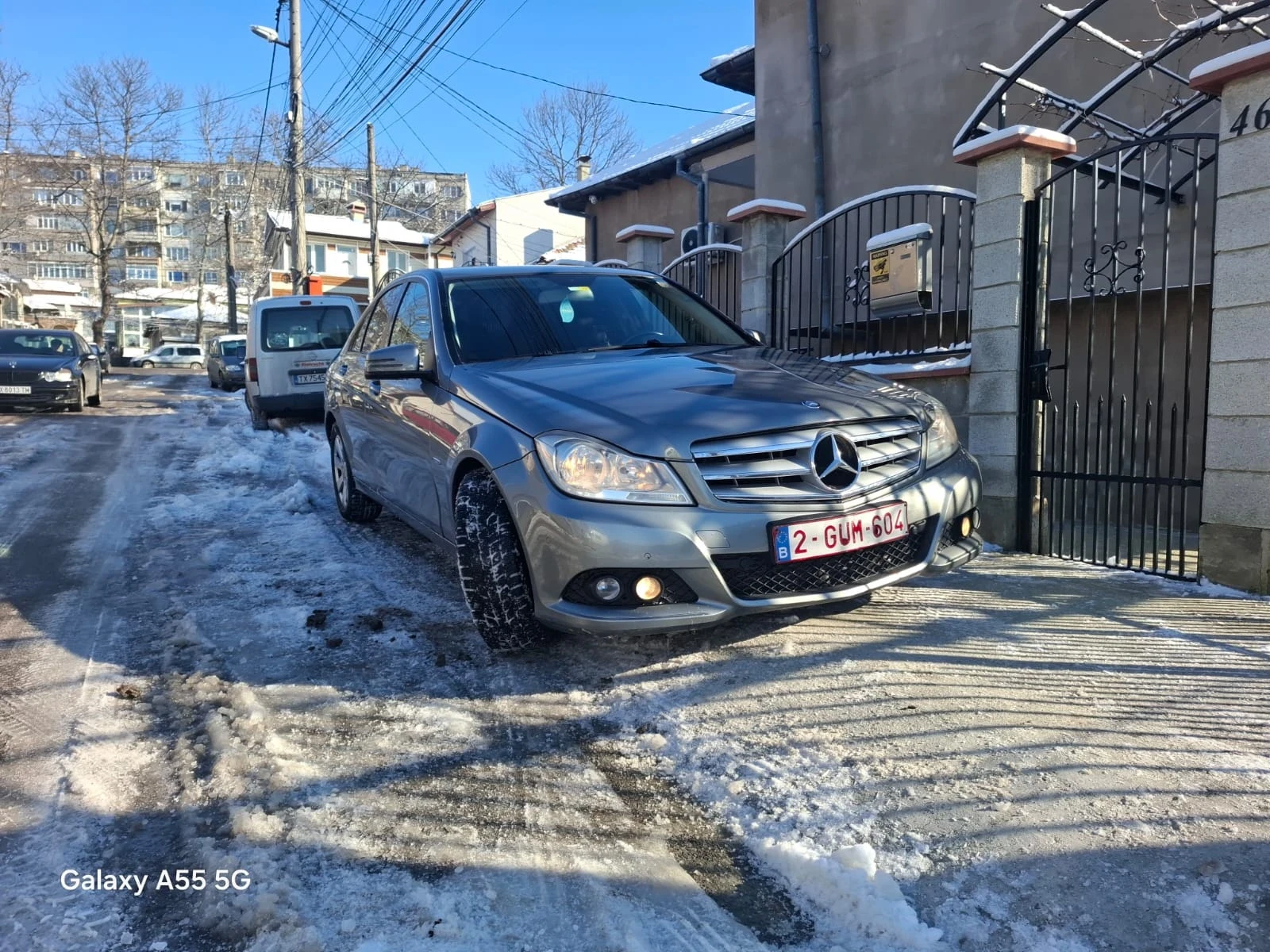 Mercedes-Benz C 200, снимка 3 - Автомобили и джипове - 55054502