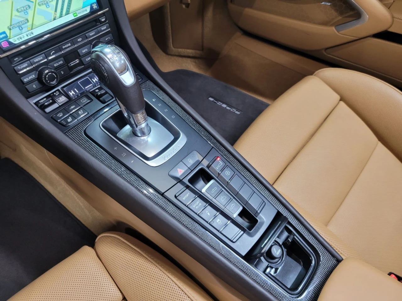 Porsche 911 Turbo* КРАЙНА ЦЕНА, снимка 15 - Автомобили и джипове - 55367105