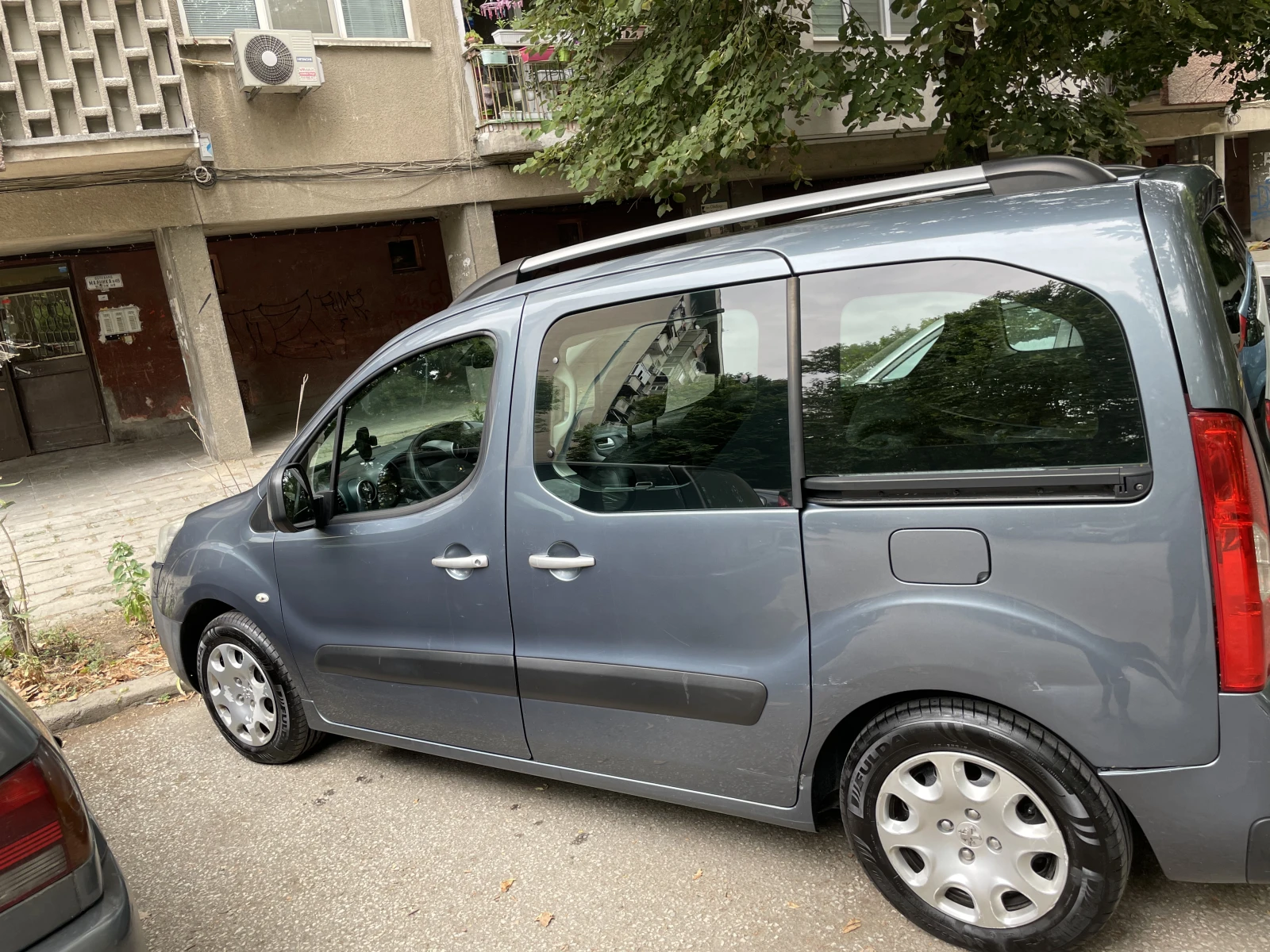 Peugeot Partner Tepee, снимка 2 - Автомобили и джипове - 55573083