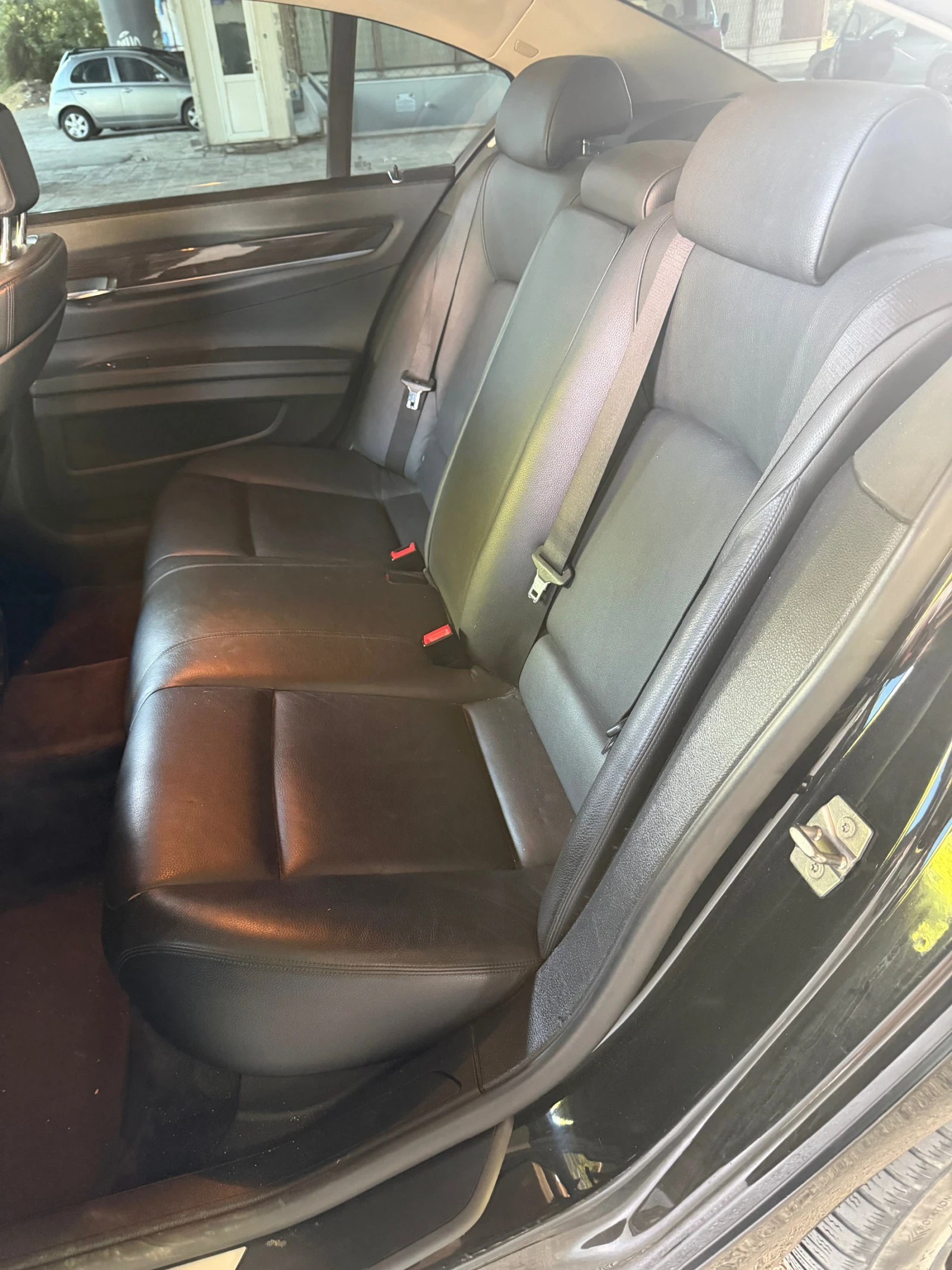BMW 730 X Drive, снимка 10 - Автомобили и джипове - 55612983
