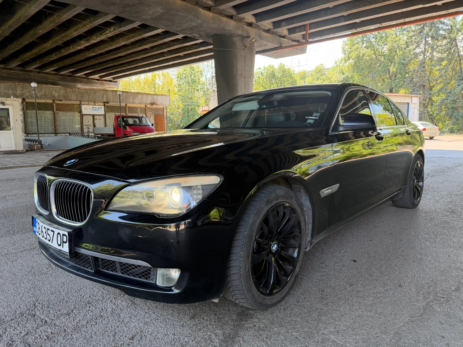 BMW 730 X Drive, снимка 2 - Автомобили и джипове - 55612983