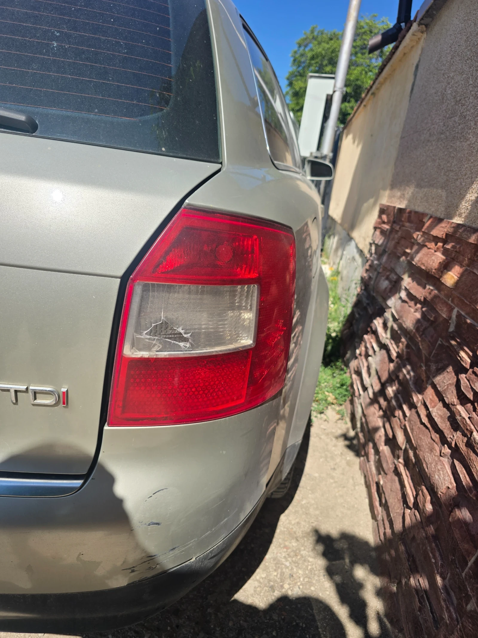 Audi A4, снимка 3 - Автомобили и джипове - 55633718