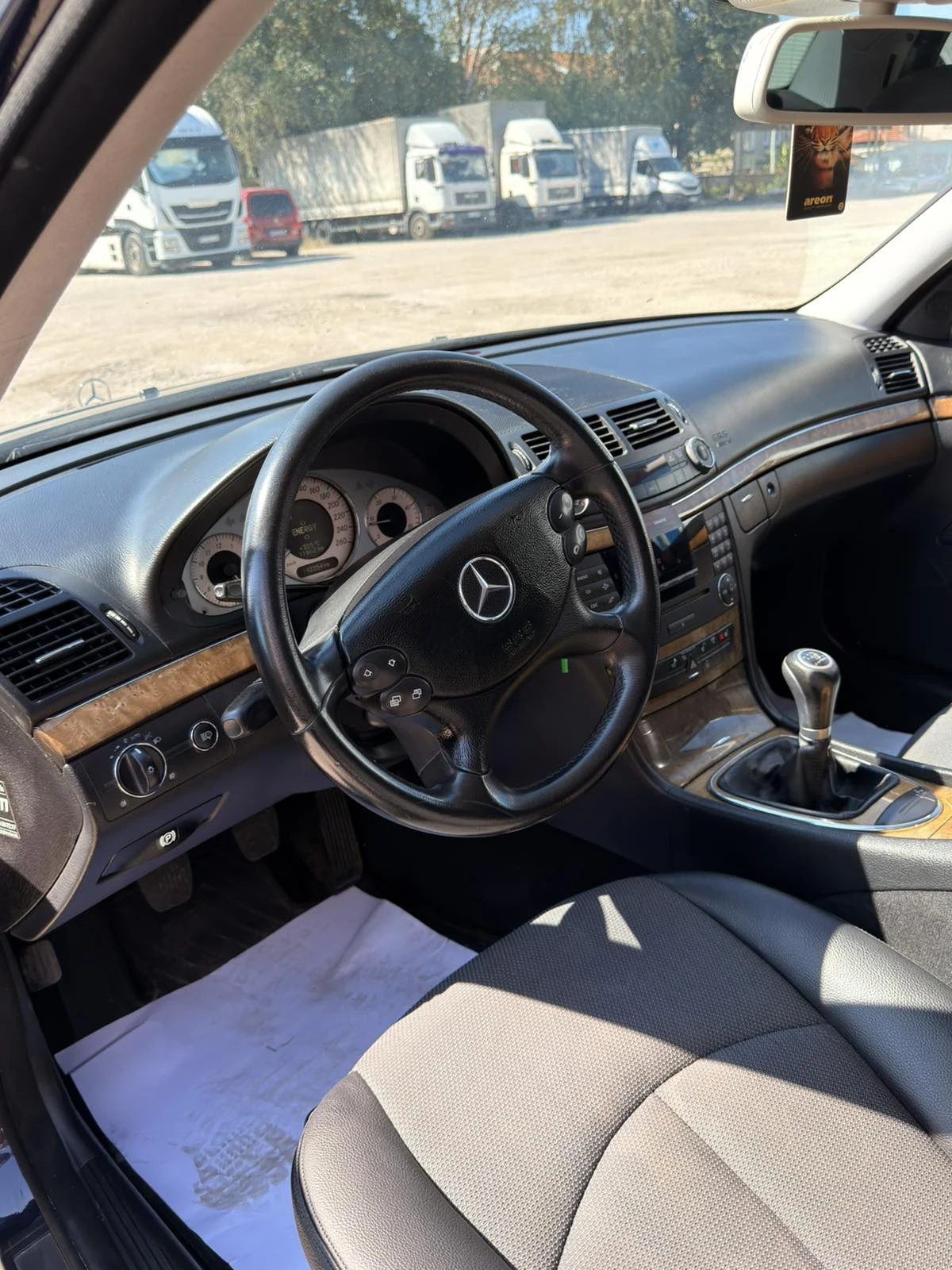 Mercedes-Benz E 220 Cdi Evo Avantgarde , снимка 8 - Автомобили и джипове - 55679218