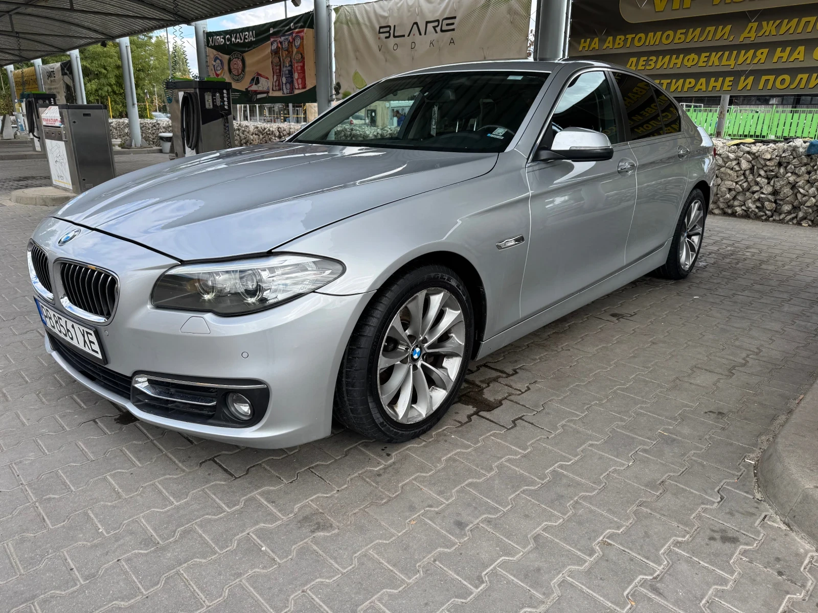 BMW 528