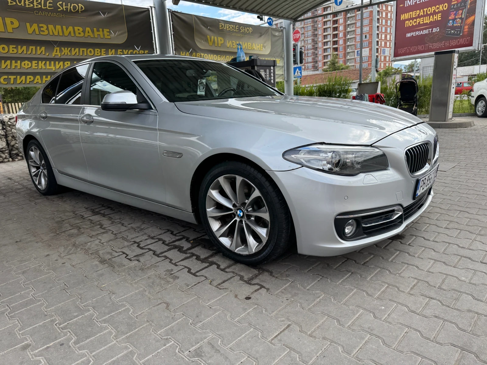BMW 528, снимка 3 - Автомобили и джипове - 56312971