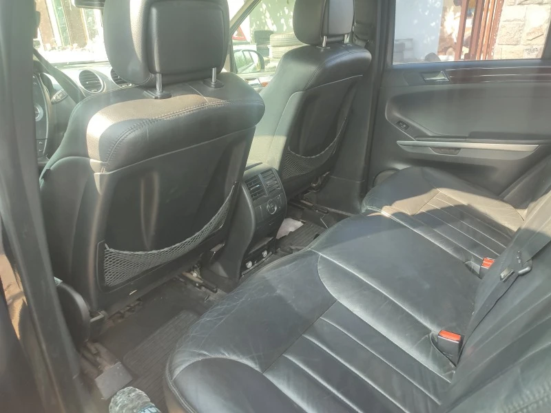 Mercedes-Benz ML 320, снимка 9 - Автомобили и джипове - 42932265