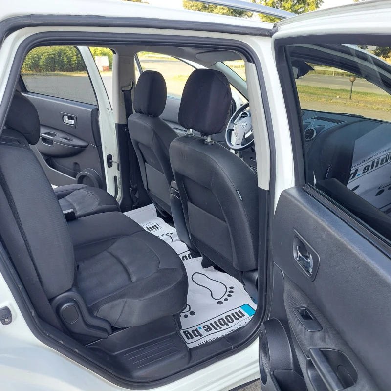 Nissan Qashqai 2.0, снимка 10 - Автомобили и джипове - 46787680