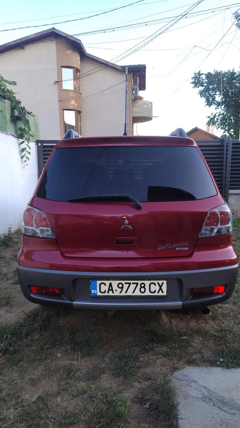 Mitsubishi Outlander, снимка 3 - Автомобили и джипове - 47381160