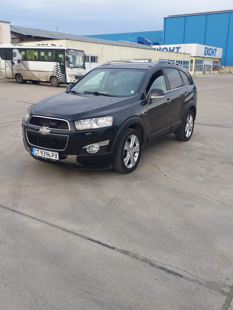 Chevrolet Captiva, снимка 8 - Автомобили и джипове - 47969743