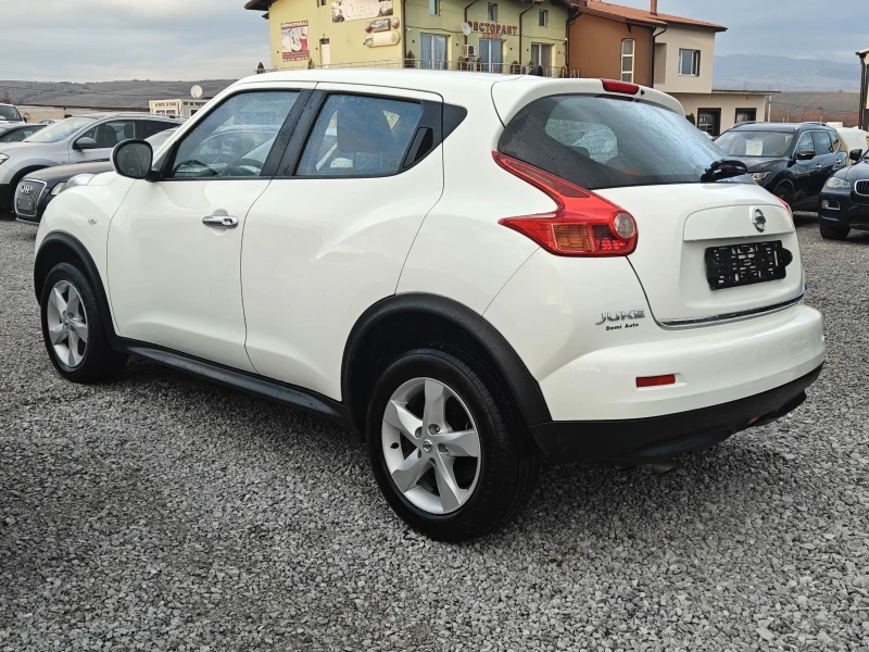 Nissan Juke, снимка 9 - Автомобили и джипове - 48335574