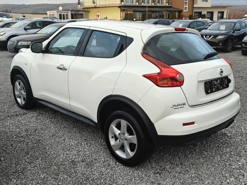 Nissan Juke, снимка 10 - Автомобили и джипове - 48335574