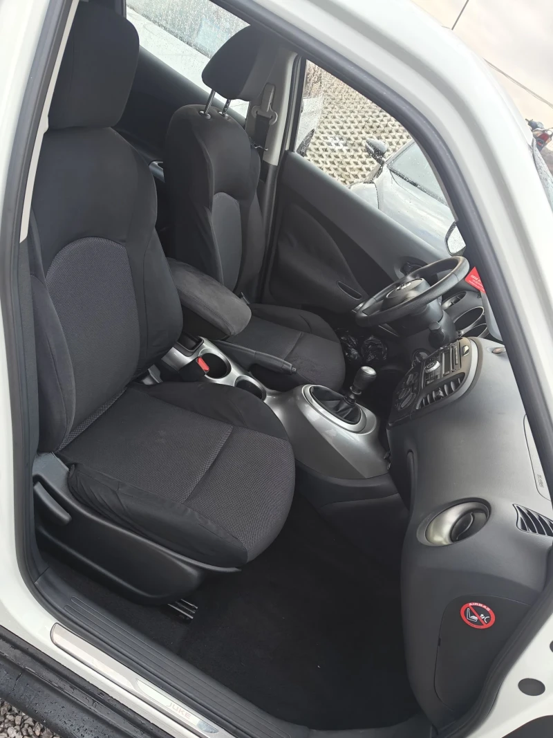 Nissan Juke, снимка 17 - Автомобили и джипове - 48335574