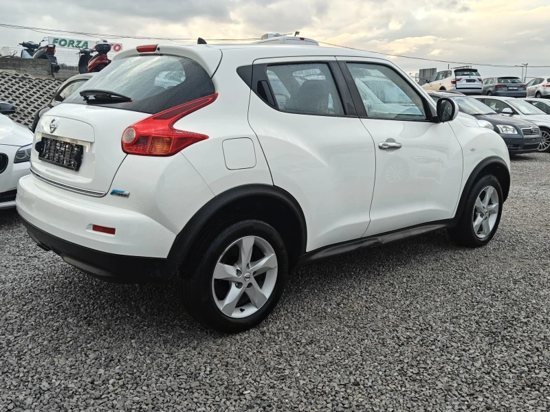 Nissan Juke, снимка 11 - Автомобили и джипове - 48335574