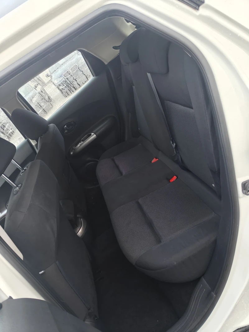 Nissan Juke, снимка 14 - Автомобили и джипове - 48335574