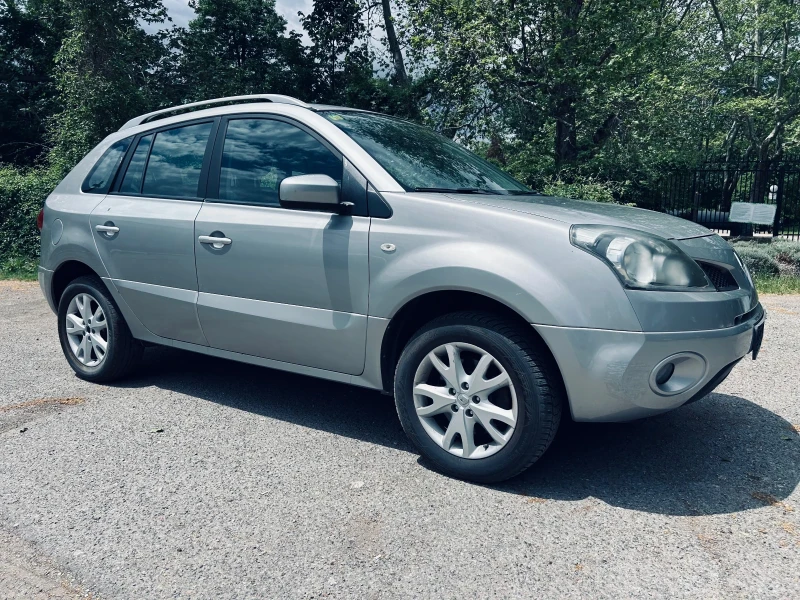 Renault Koleos 2.5 i, снимка 2 - Автомобили и джипове - 50487018