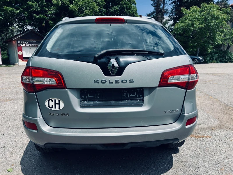 Renault Koleos 2.5 i, снимка 6 - Автомобили и джипове - 50487018