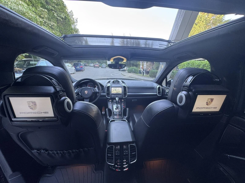 Porsche Cayenne TURBO * PANO * 3xTV * CHRONO * BURMEISTER * FULL* , снимка 7 - Автомобили и джипове - 50786113