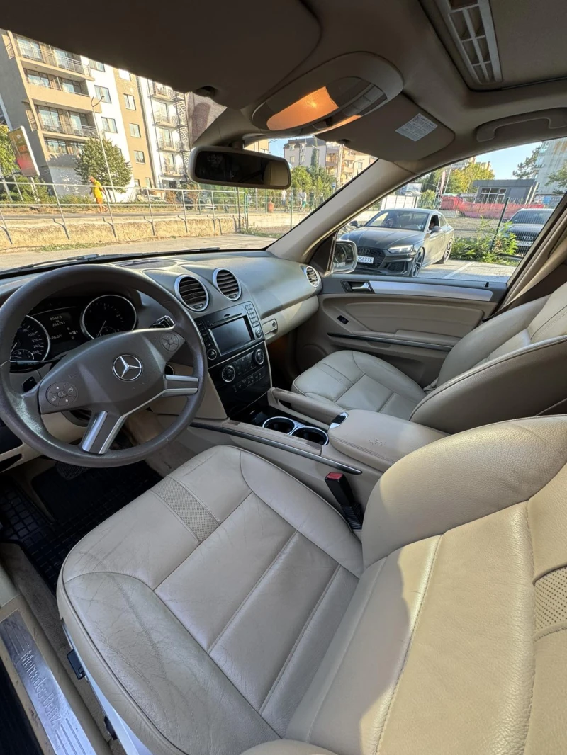 Mercedes-Benz ML 320, снимка 9 - Автомобили и джипове - 52648219