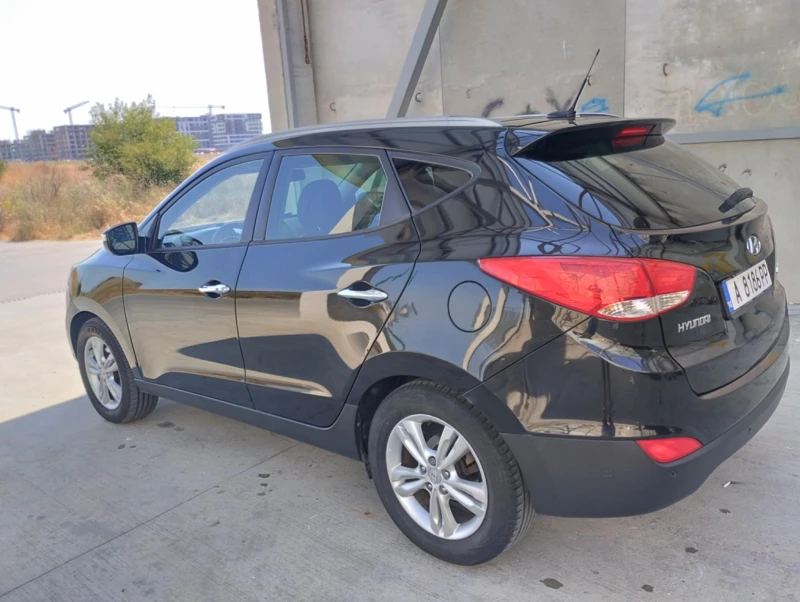 Hyundai IX35 1.7CRDI, снимка 2 - Автомобили и джипове - 52641738
