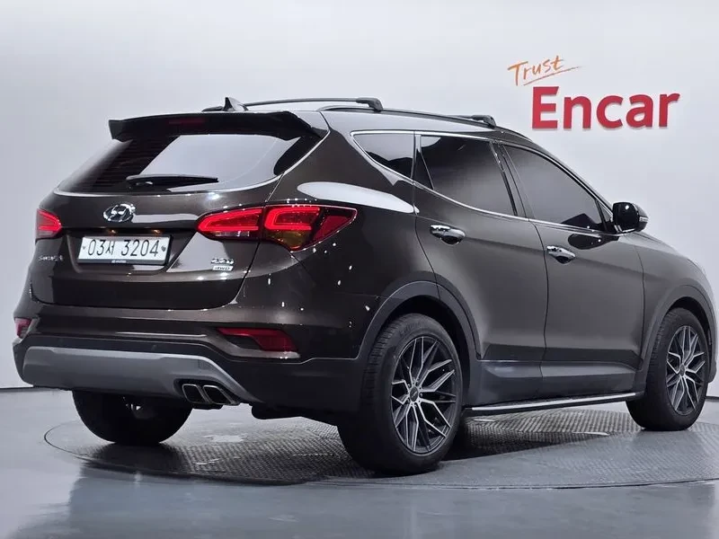Hyundai Santa fe Diesel 2.2 4Wd Exclusive Special, снимка 4 - Автомобили и джипове - 55895799