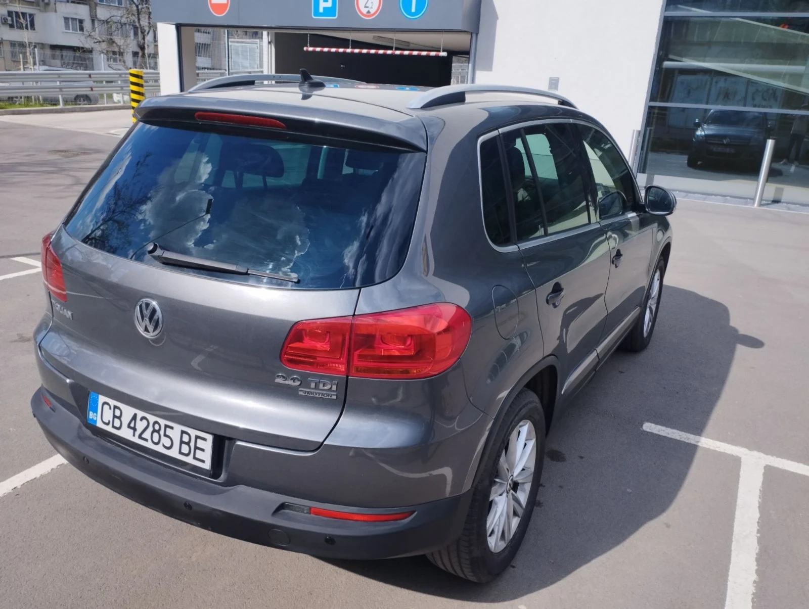 VW Tiguan DSG 4MOTION - изображение 2