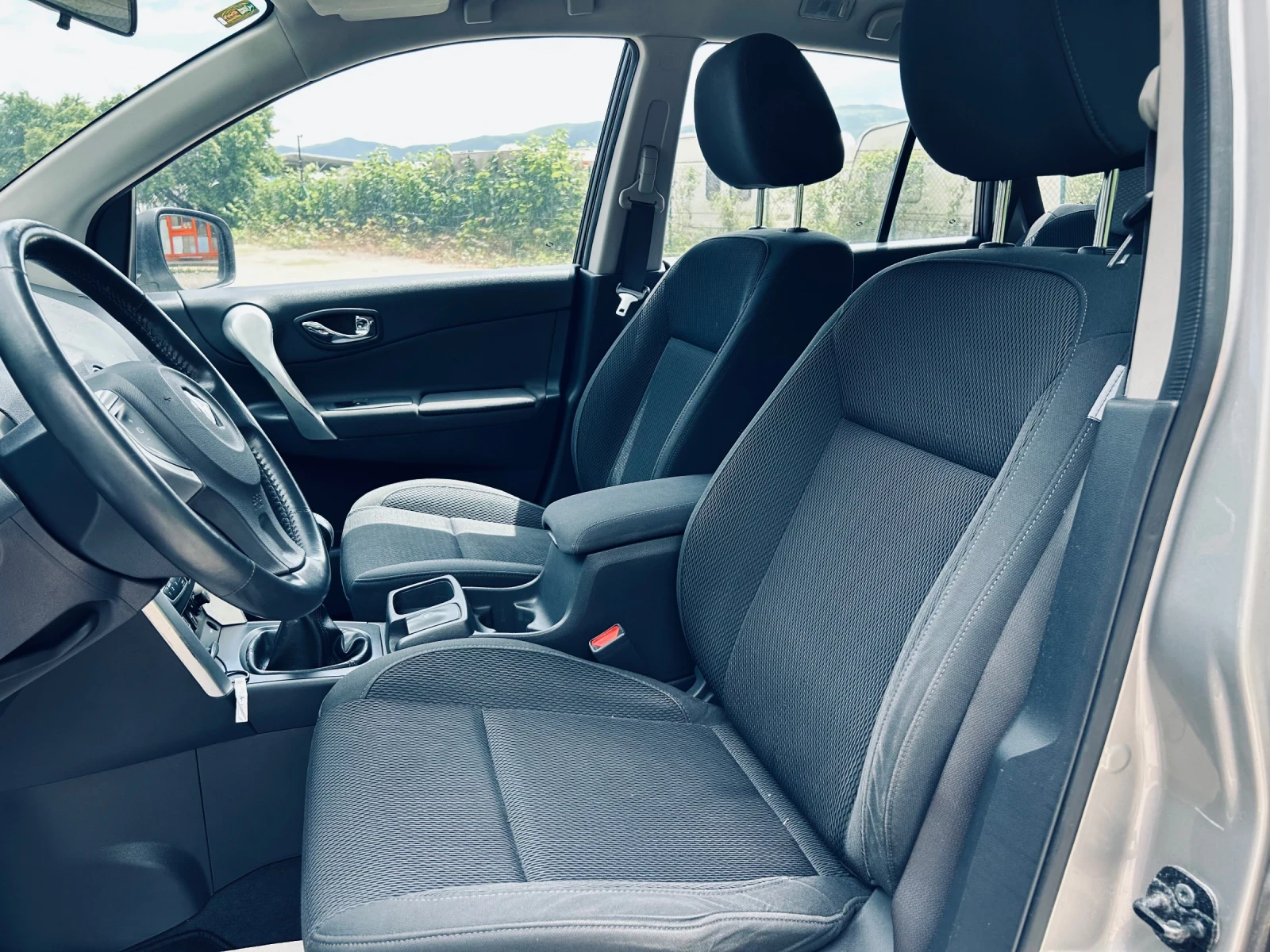 Renault Koleos 2.5 i - изображение 8