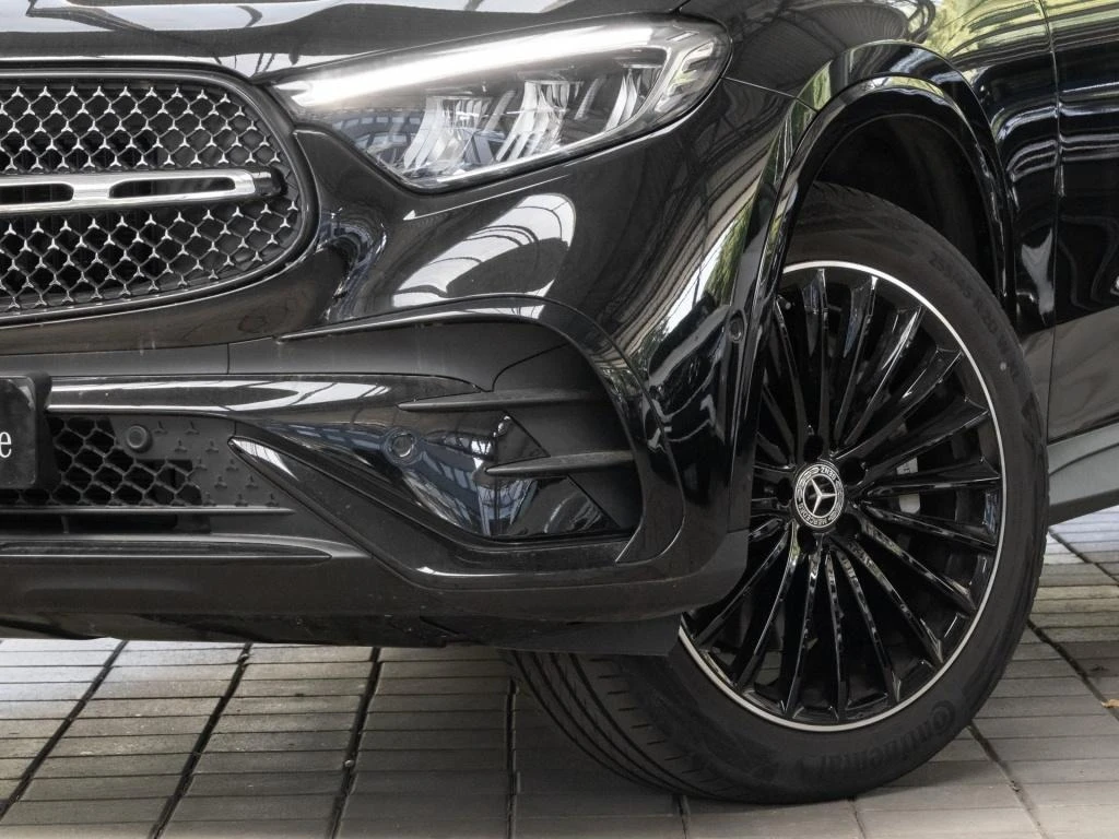 Mercedes-Benz GLC 300 AMG/COUPE/4-MATIC/NIGHT/LED/PANO/CAMERA/ - изображение 3