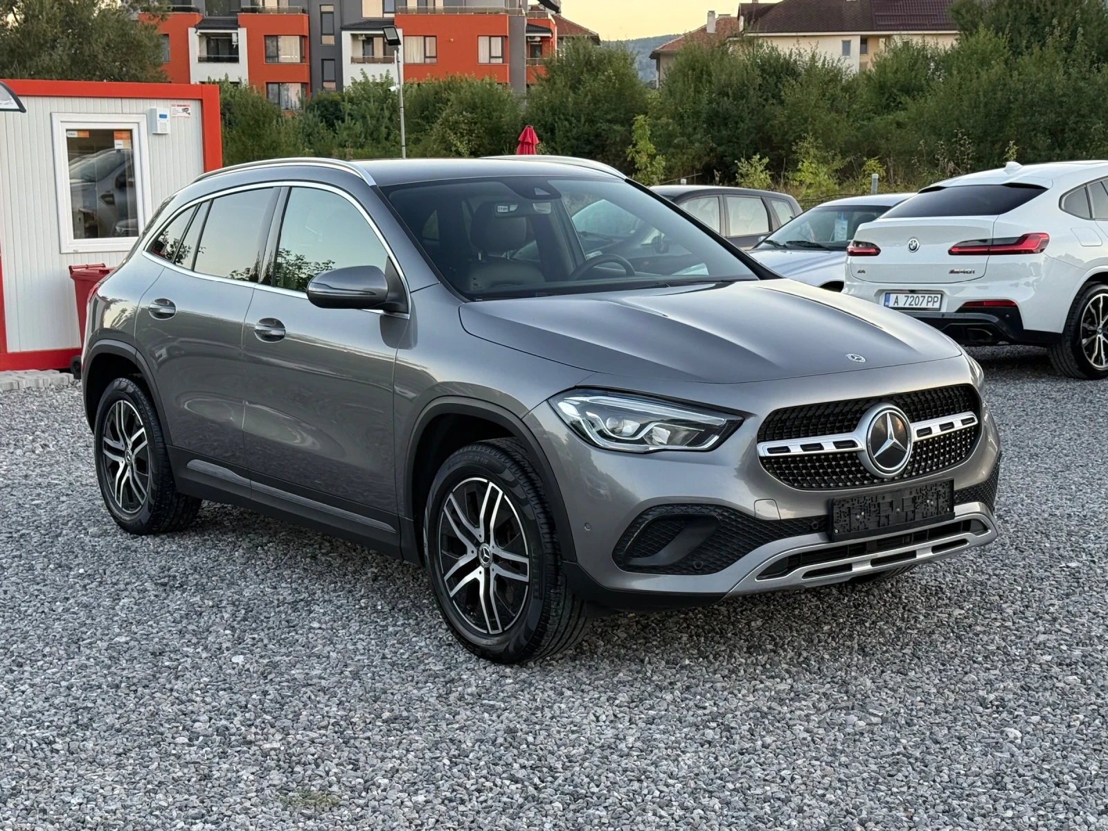 Mercedes-Benz GLA 220 d(190кс)8G-automatic/Euro 6/LED/Камера/Distronic - изображение 3