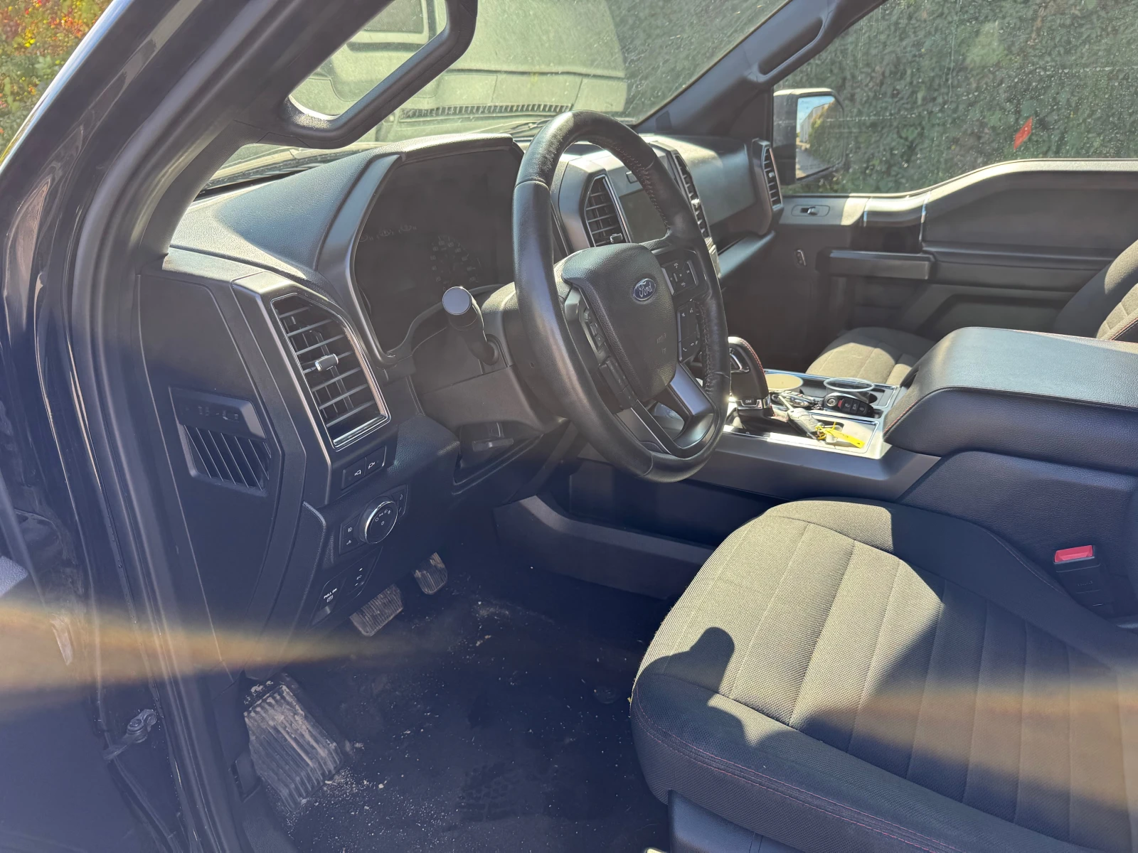 Ford F150 XLT SPORT - изображение 9