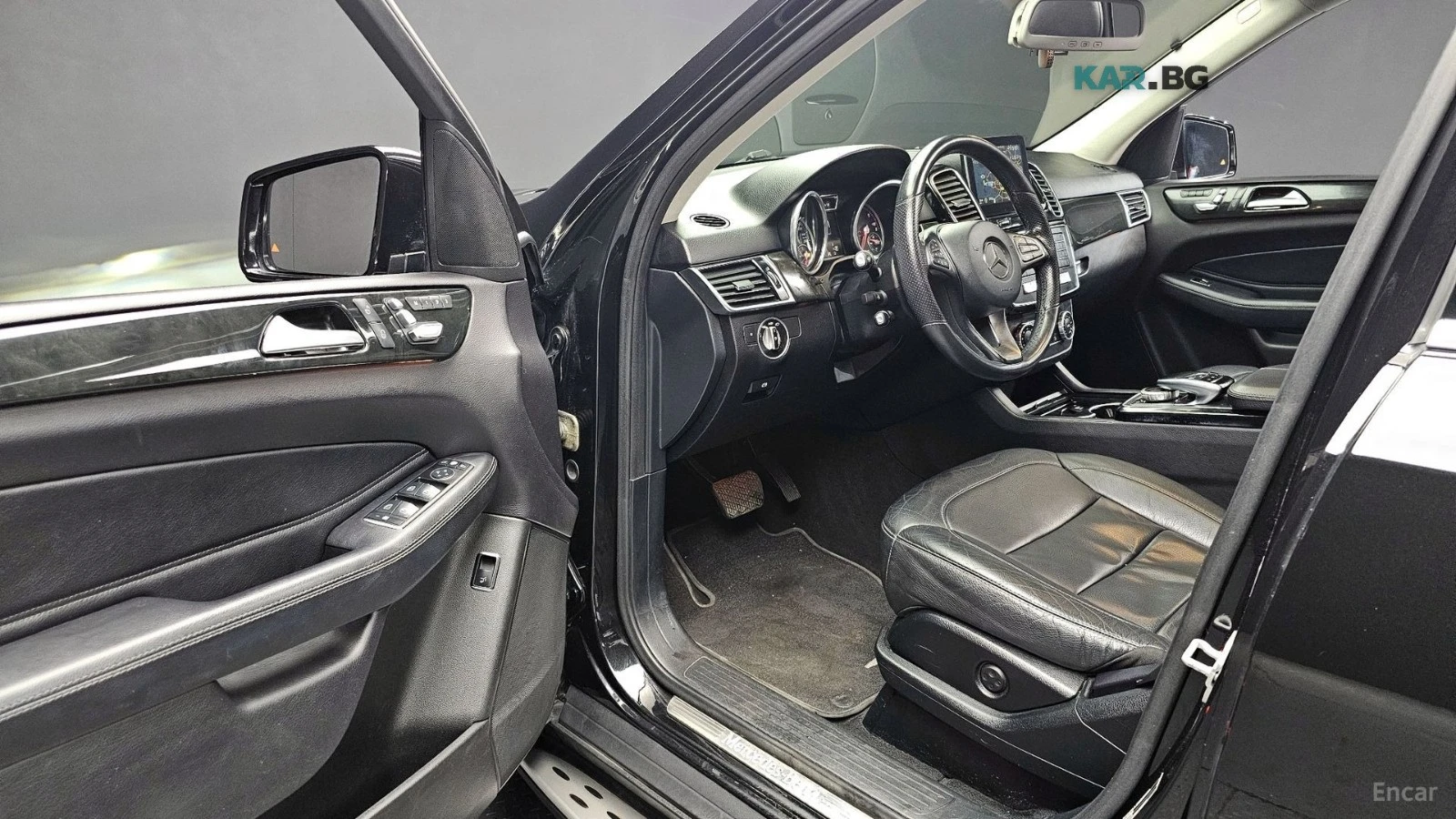 Mercedes-Benz GLE 250 4MATIC* КОЖА* ПОДГРЕВ* PANO* НАВИ* АВТОКРЕДИТ* , снимка 10 - Автомобили и джипове - 55694476