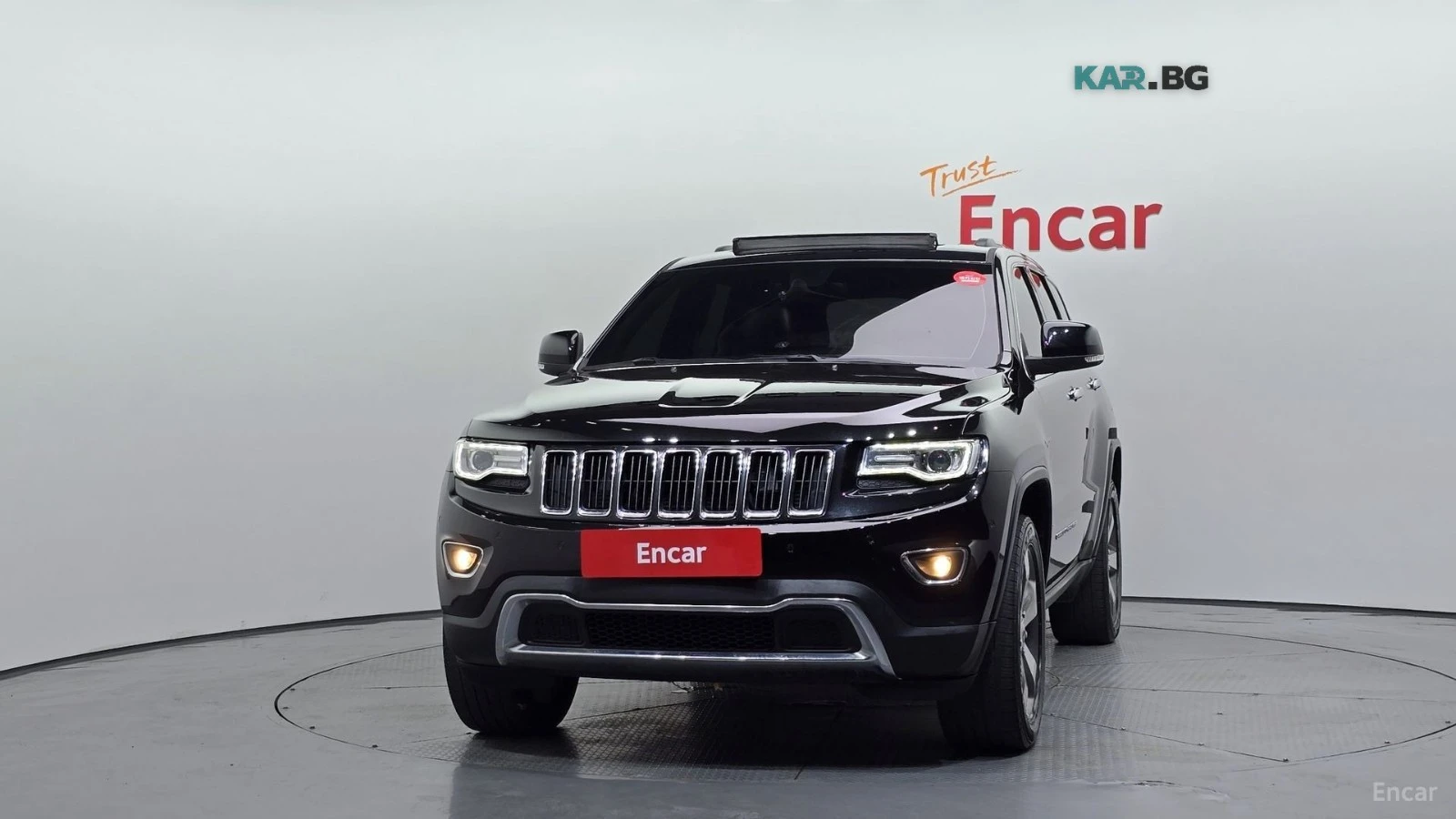 Jeep Grand cherokee 109K KM* OVERLAND* 8ZF* 4X4* ОБДУХ* PANO* ПРУЖИНИ*, снимка 3 - Автомобили и джипове - 55993248