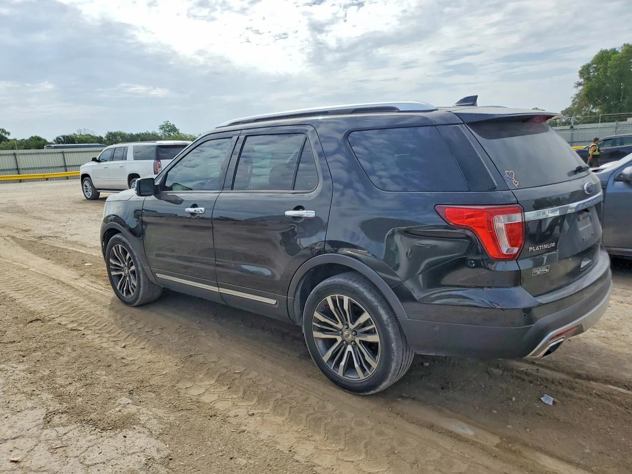 Ford Explorer 3.5l Platinum, снимка 2 - Автомобили и джипове - 56225447