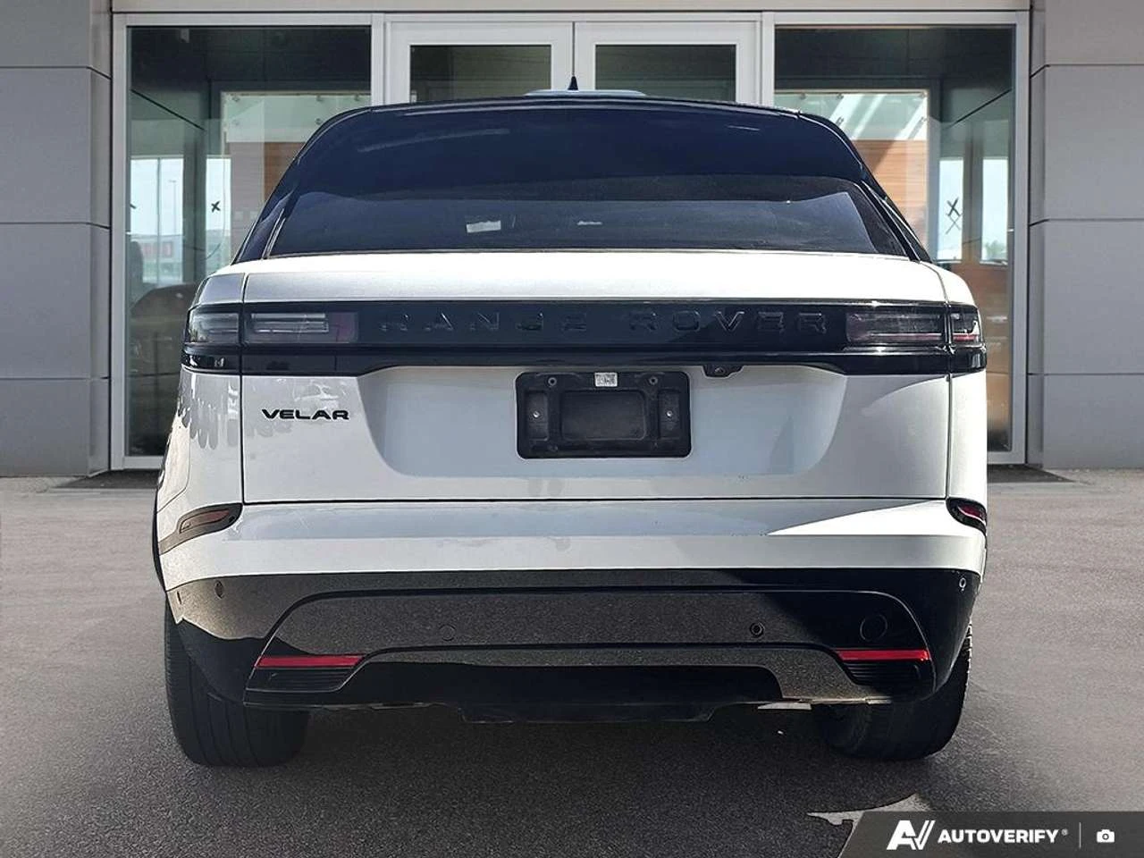 Land Rover Range Rover Velar, снимка 5 - Автомобили и джипове - 56540775