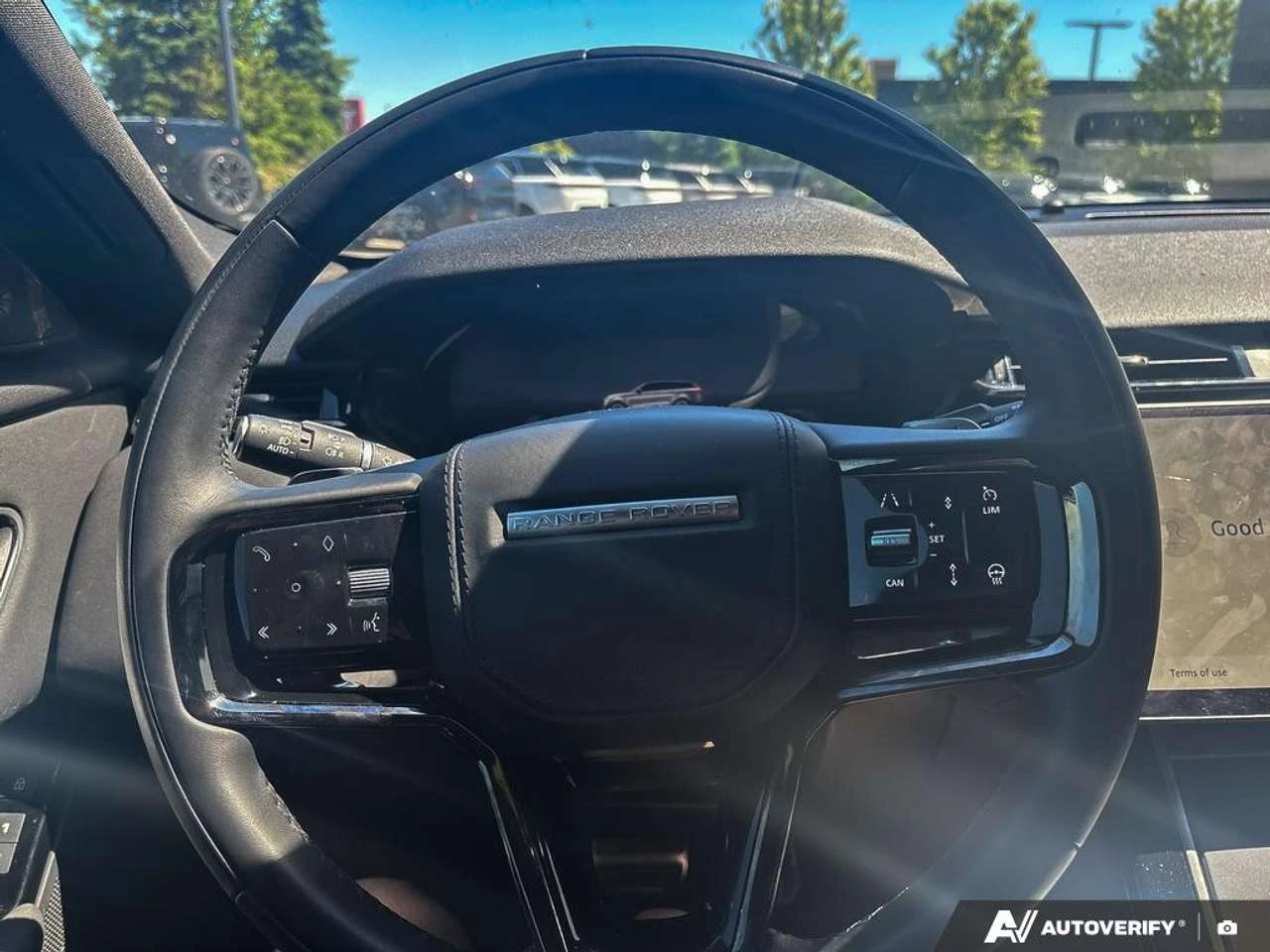 Land Rover Range Rover Velar, снимка 14 - Автомобили и джипове - 56540775