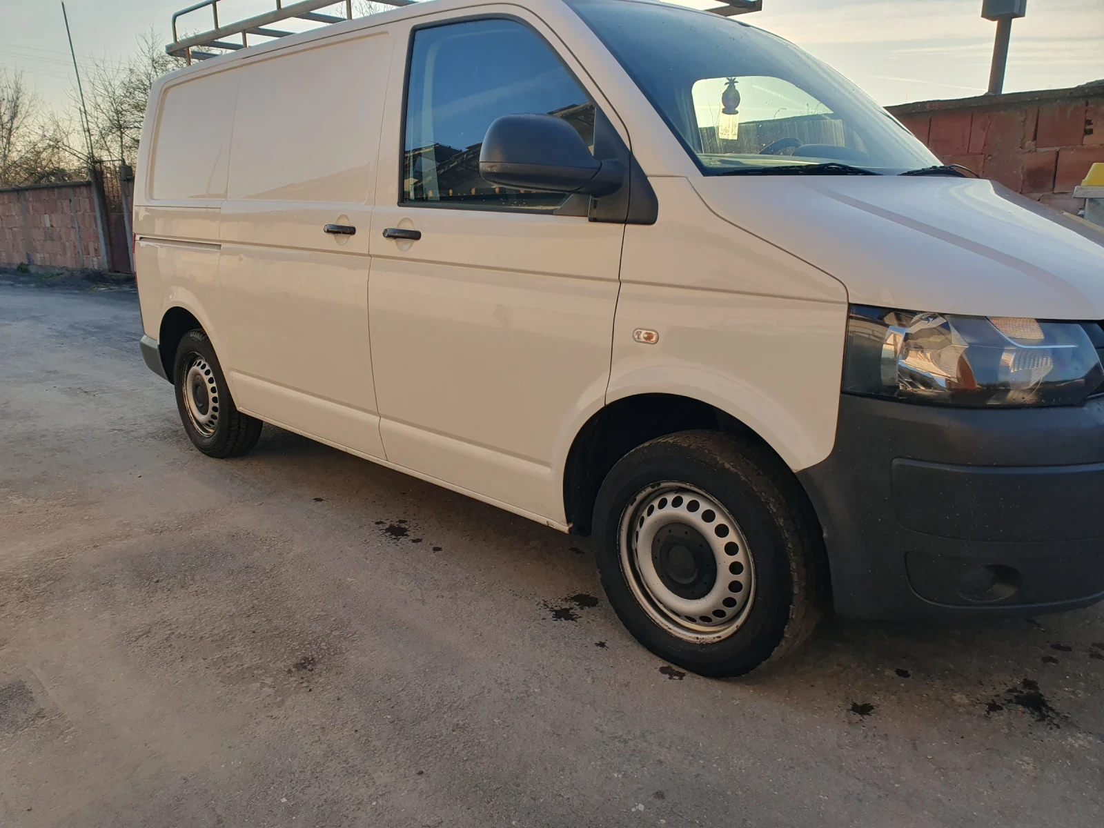 VW Transporter 2.0 тди 102к.с КЛИМАТИК  - изображение 3