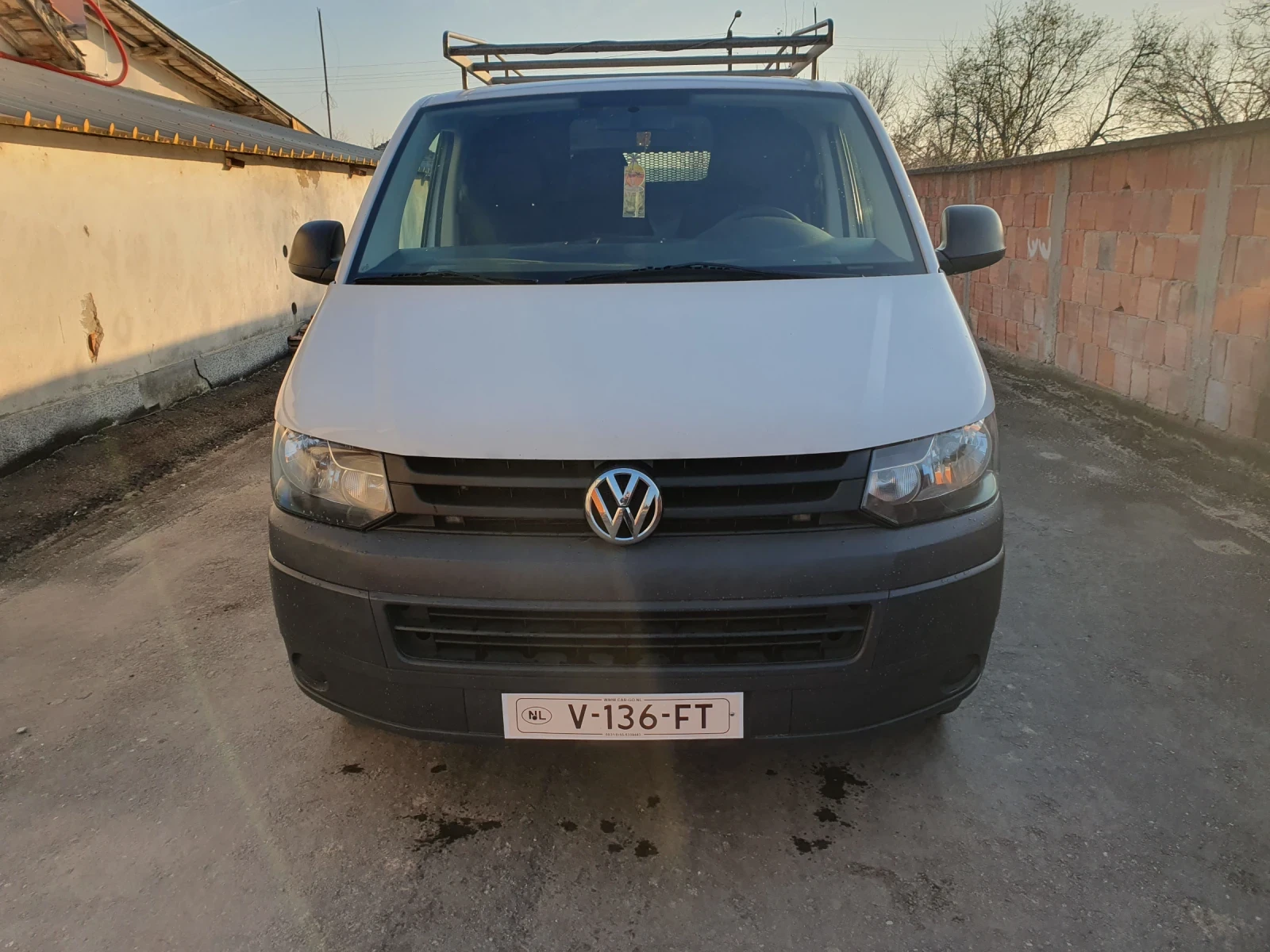 VW Transporter 2.0 тди 102к.с КЛИМАТИК  - изображение 2