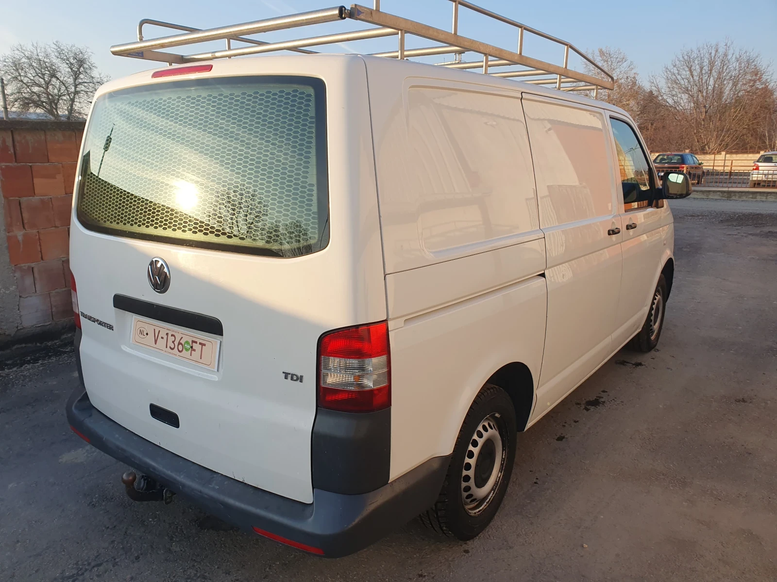 VW Transporter 2.0 тди 102к.с КЛИМАТИК  - изображение 4