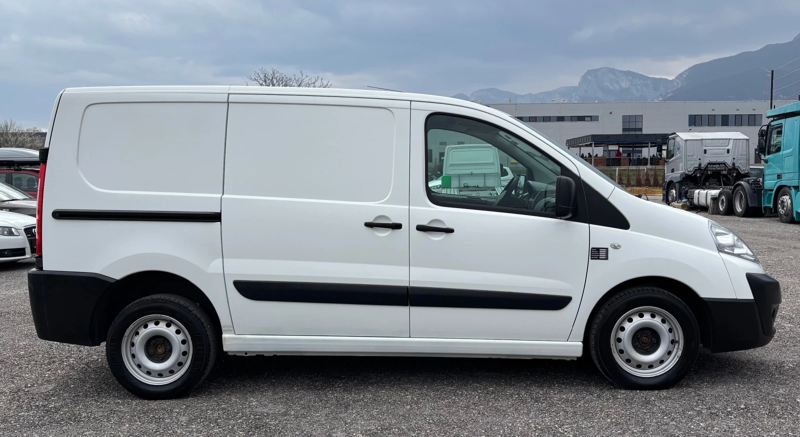 Peugeot Expert 2.0HDI, снимка 4 - Бусове и автобуси - 54012765