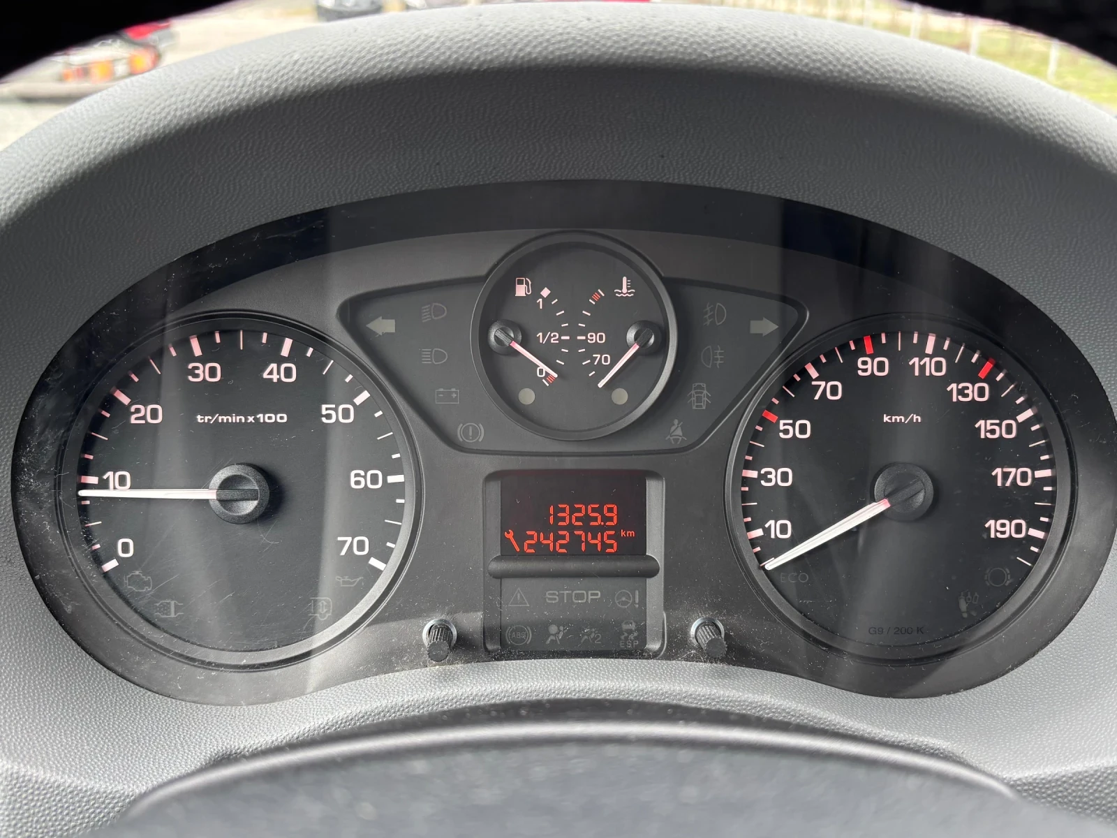 Peugeot Expert 2.0HDI, снимка 13 - Бусове и автобуси - 54012765