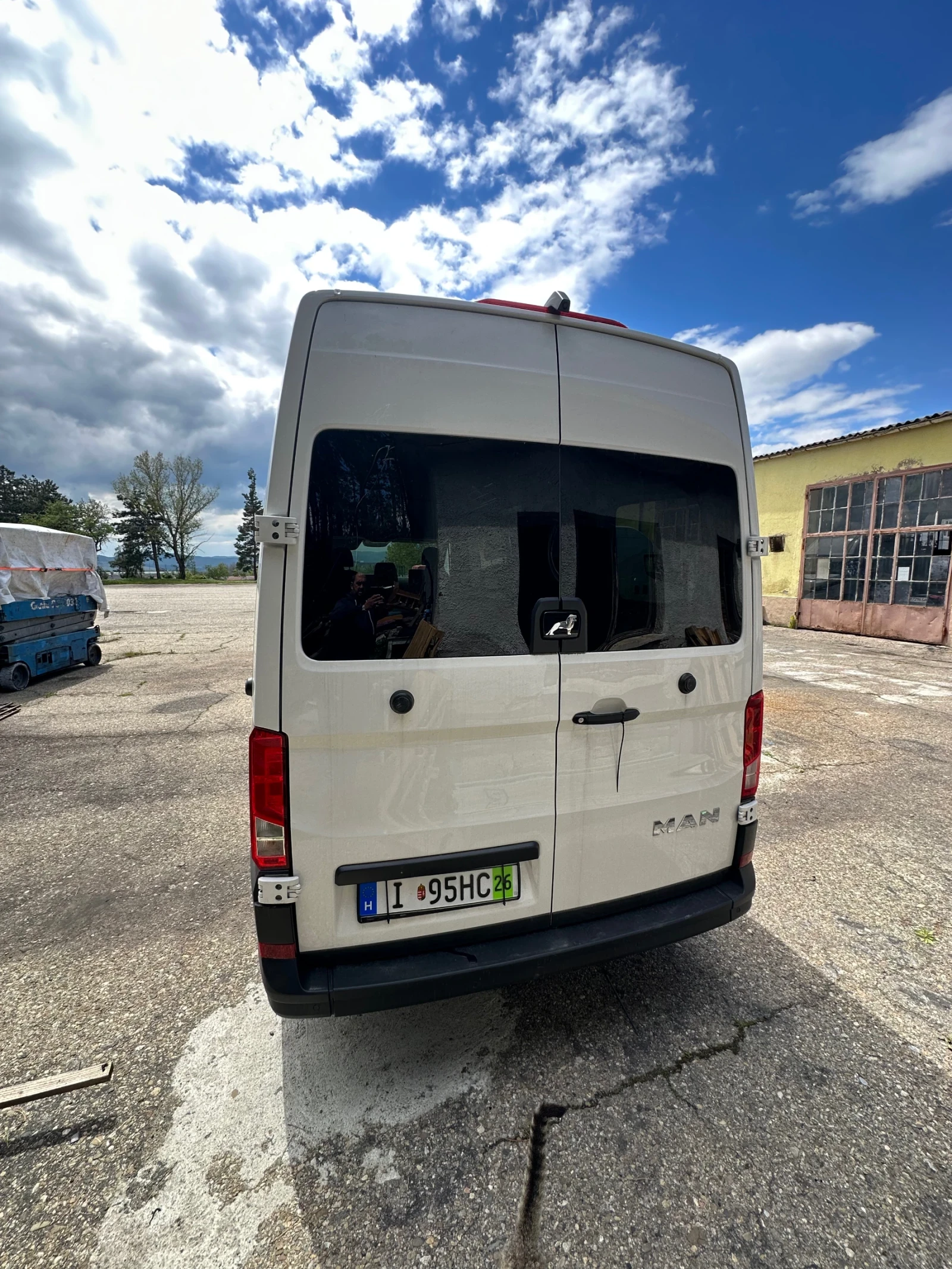 Man TGE 3.140, снимка 9 - Бусове и автобуси - 54155626