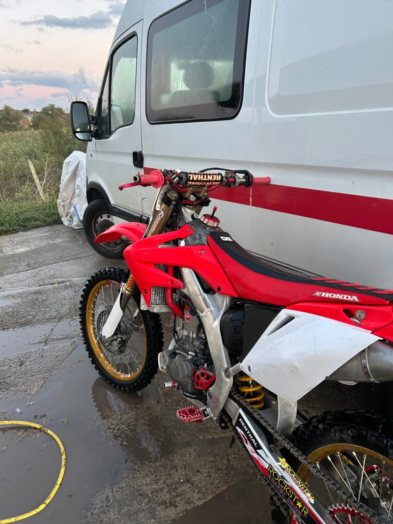Honda 250 CRF-R, снимка 2 - Мотоциклети и мототехника - 52957271