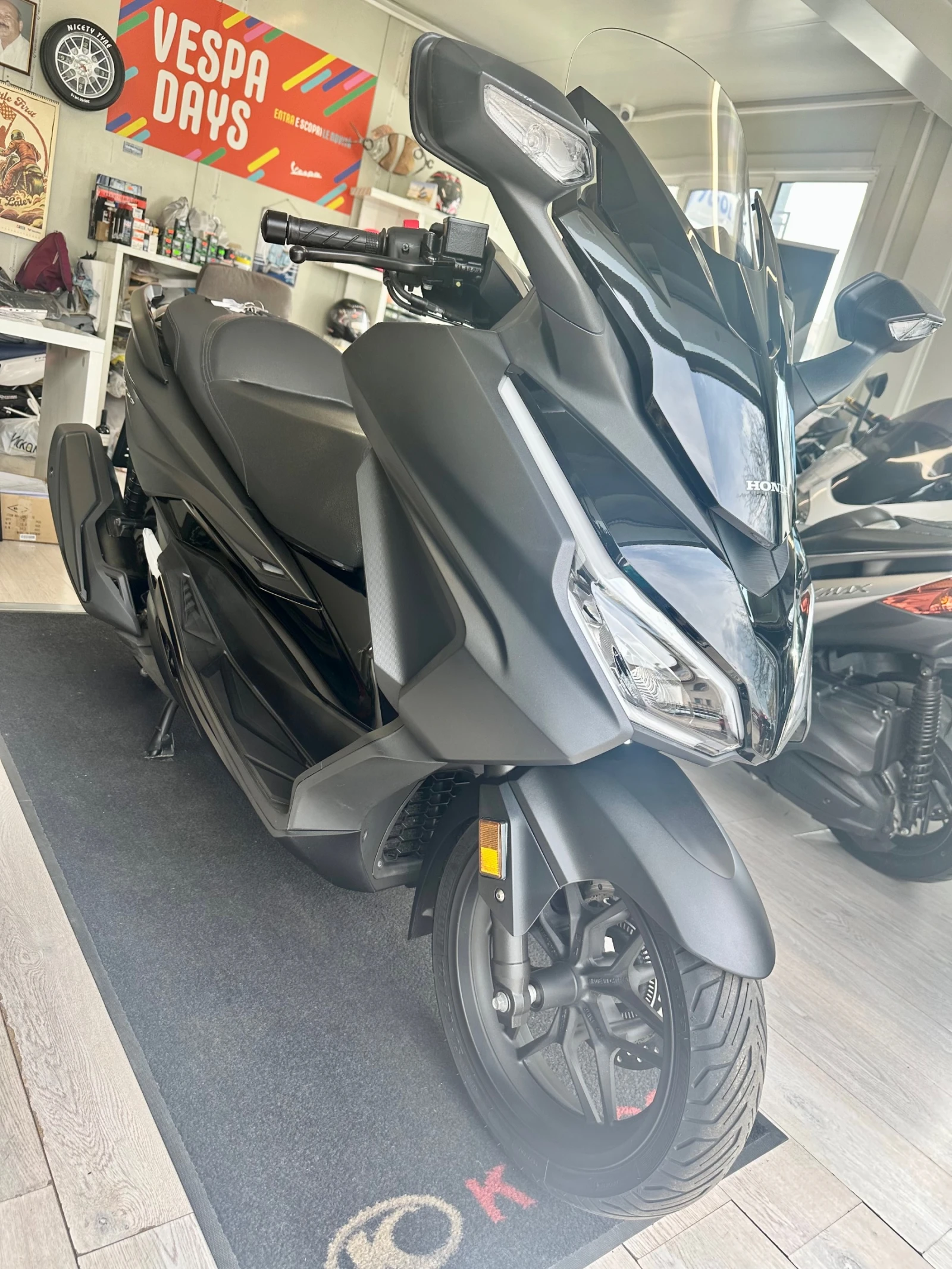 Honda Forza 350i LED/ABS/TC 2023г., снимка 7 - Мотоциклети и мототехника - 54354662