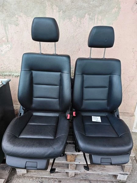 Черен кожен салон Мерцедес W212 Комби Седалки Мерцедес Е класа Н258