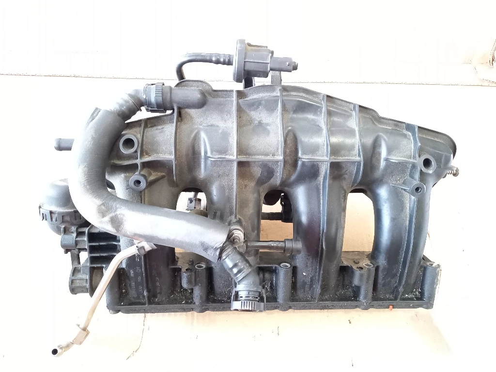 ����������� �������� � ����� ���������� ����� �6 1.8��� (���� 6,���� �3) | Mobile.bg � ����������� 1