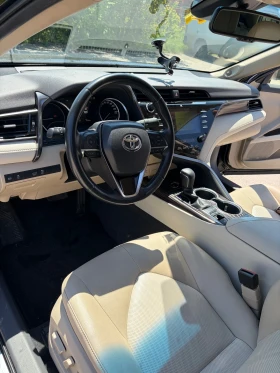 Toyota Camry FACELIFT Executive/Luxury, снимка 9
