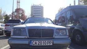 Mercedes-Benz E 200, снимка 10